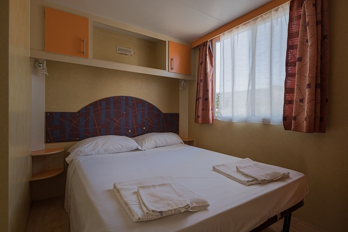 Imagen de la habitación del Hotel Salice Resort. Foto 10