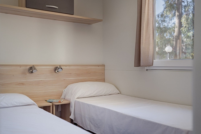 Imagen de la habitación del Hotel Salice Resort. Foto 14