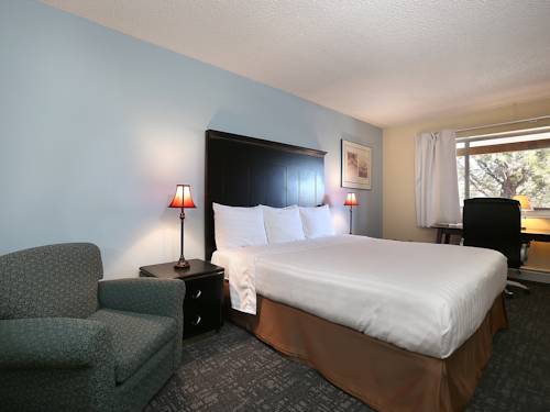 Imagen de la habitación del Hotel Salida Inn and Monarch Suites. Foto 15