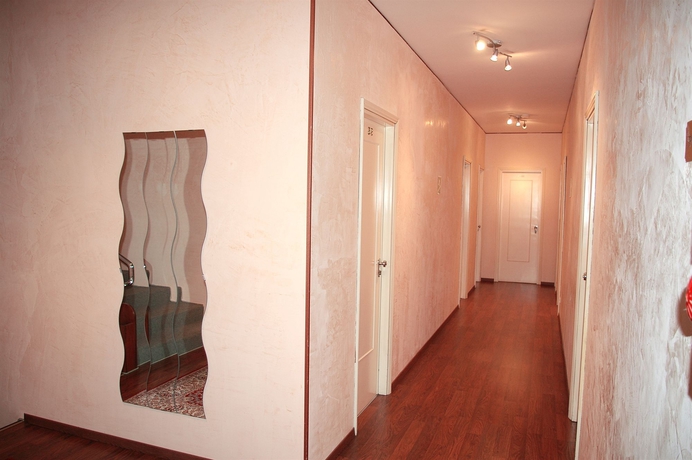 Imagen de los interiores del Hotel Salieri. Foto 11