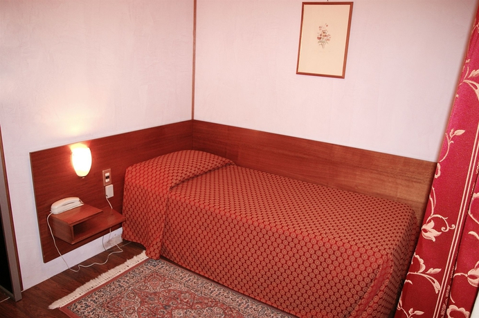 Imagen de la habitación del Hotel Salieri. Foto 6