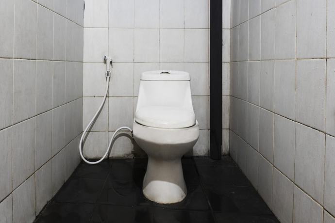 Imagen de la habitación del Hotel Salihara Kost. Foto 11