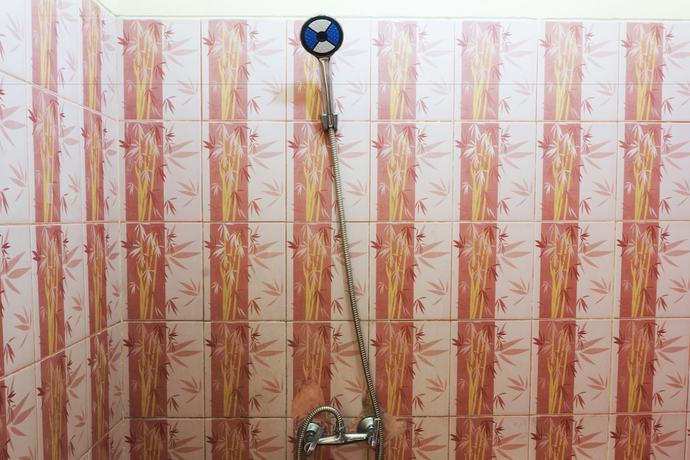 Imagen de la habitación del Hotel Salihara Kost. Foto 13