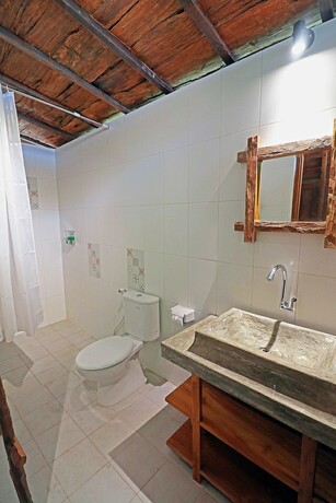 Imagen general del Hotel Salim Beach Resort. Foto 9