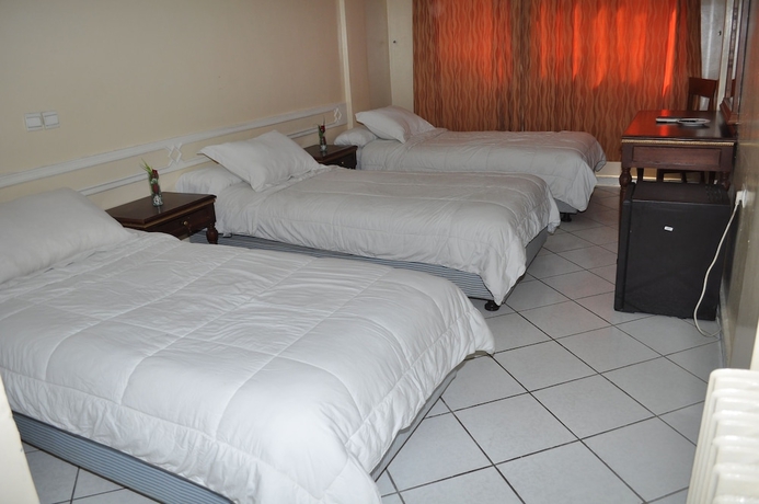Imagen de la habitación del Hotel Salim. Foto 8