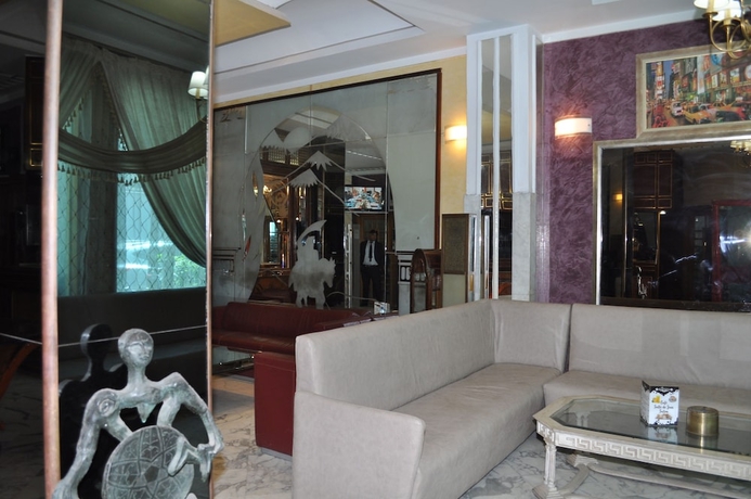 Imagen de los interiores del Hotel Salim. Foto 18