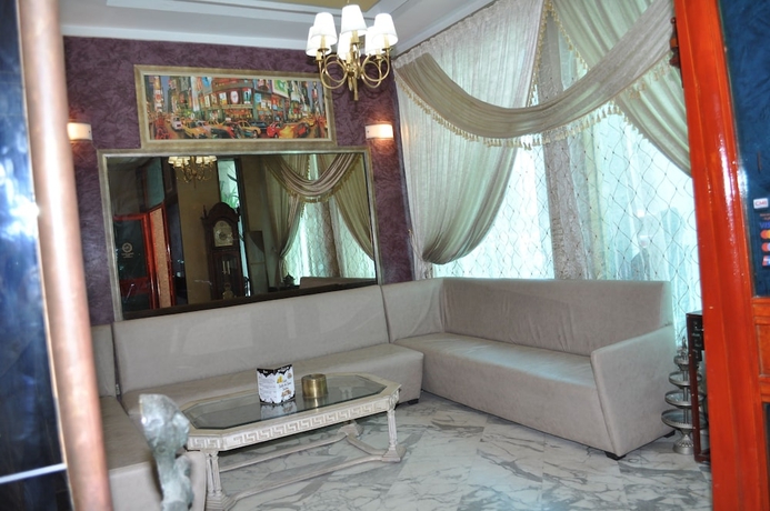 Imagen de los interiores del Hotel Salim. Foto 19