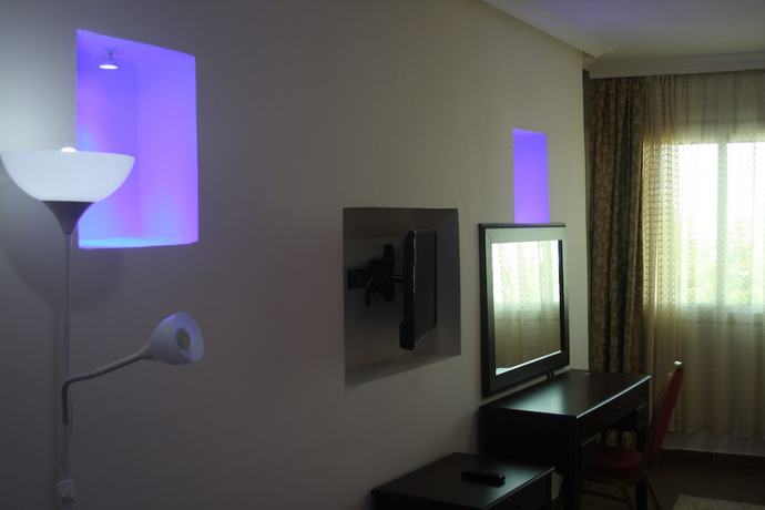 Imagen de la habitación del Hotel Salime Al Khozama. Foto 11