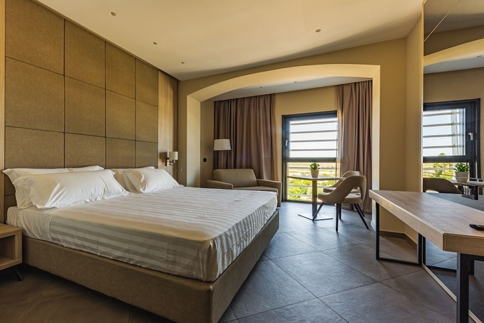 Imagen de la habitación del Hotel Salina. Foto 4