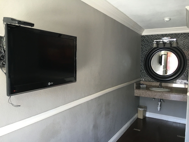 Imagen de la habitación del Hotel Salina Long Beach. Foto 6