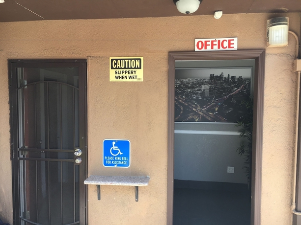 Imagen de los exteriores del Hotel Salina Long Beach. Foto 16