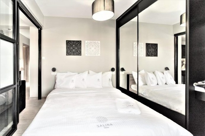 Imagen de la habitación del Hotel Salina Premium Residences. Foto 2