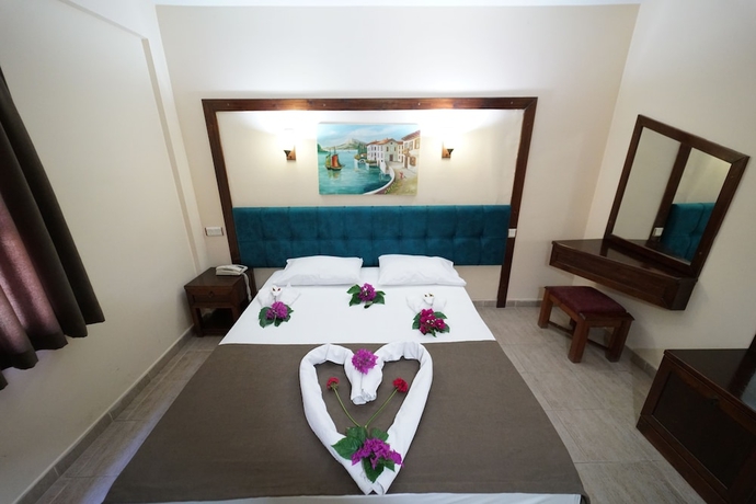 Imagen de la habitación del Hotel Salinas Bodrum. Foto 4