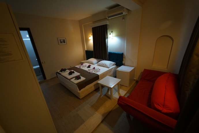 Imagen de la habitación del Hotel Salinas Bodrum. Foto 11