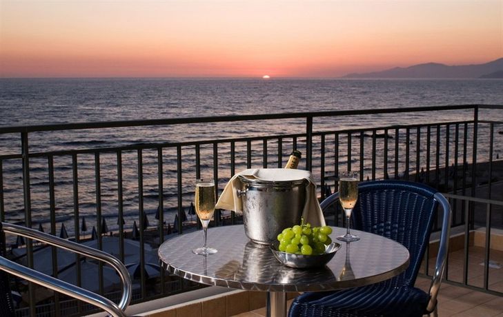 Imagen del bar/restaurante del Hotel Saline Palinuro. Foto 4