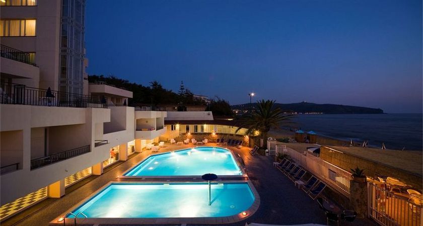 Imagen de la habitación del Hotel Saline Palinuro. Foto 10