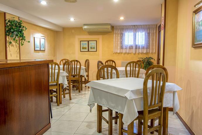 Imagen general del Hotel Salldemar. Foto 6