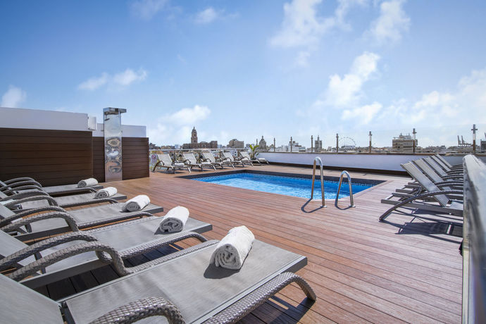 Imagen general del Hotel Sallés Málaga Centro. Foto 15