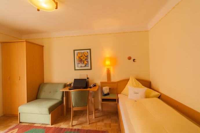 Imagen de la habitación del Hotel Sallerhof. Foto 17