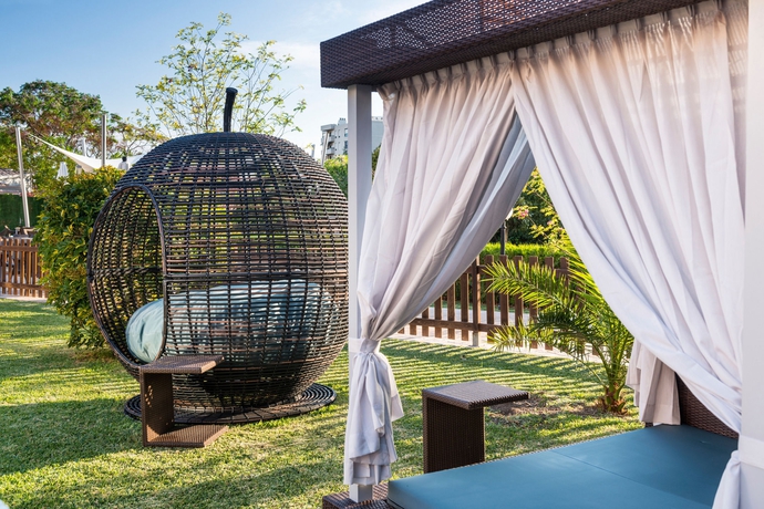 Imagen de los interiores del Hotel Salles Marina Portals. Foto 7