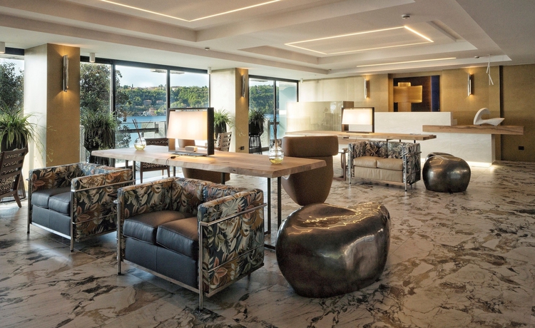 Imagen de los interiores del Hotel Salo' Du Parc. Foto 19