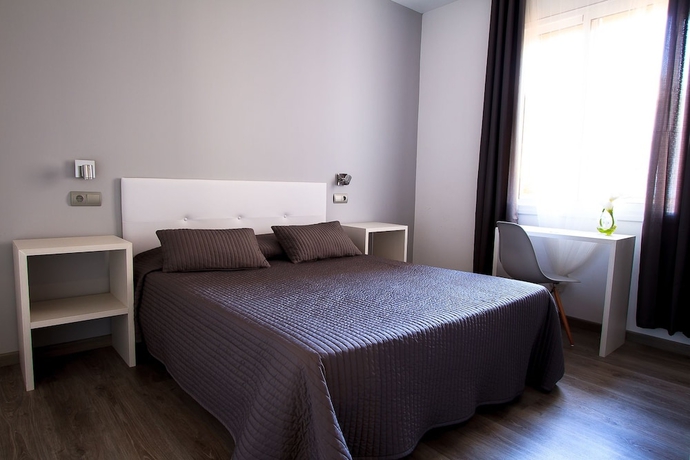 Imagen de la habitación del Hotel Salomé, Calafell. Foto 5