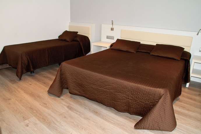 Imagen de la habitación del Hotel Salomé, Calafell. Foto 7