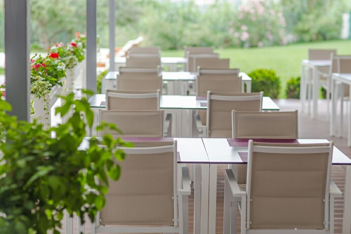 Imagen de la habitación del Hotel Salona Palace. Foto 12