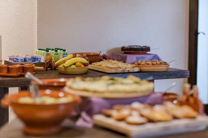 Imagen de la habitación del Hotel Salona Palace. Foto 20