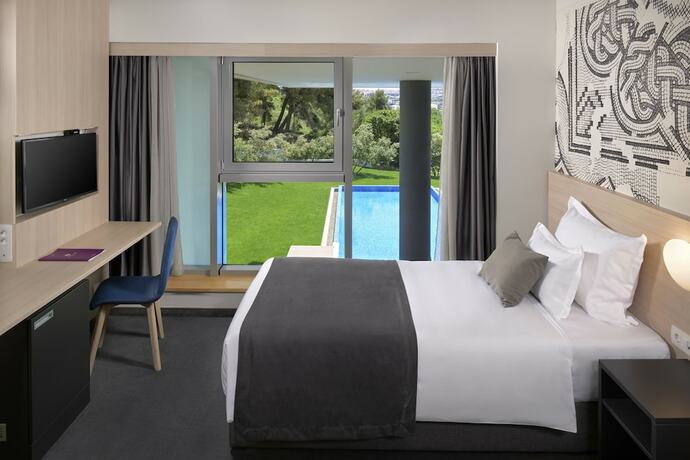 Imagen de la habitación del Hotel Salona Palace. Foto 24