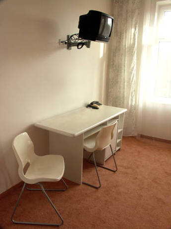 Imagen de la habitación del Hotel Saloon. Foto 6