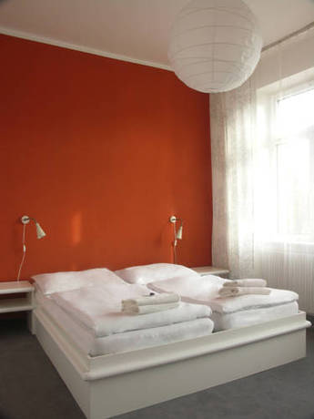 Imagen de la habitación del Hotel Saloon. Foto 14