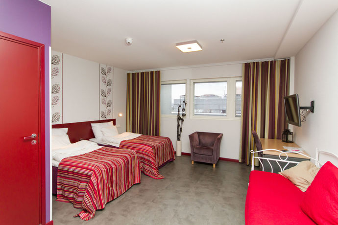 Imagen de la habitación del Hotel Salora. Foto 4