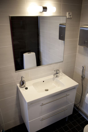 Imagen de la habitación del Hotel Salora. Foto 11