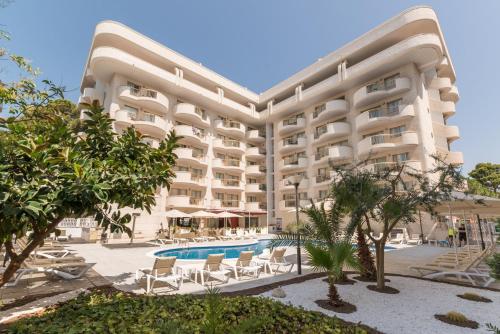 Imagen general del Hotel Salou Beach By Pierre and Vacances. Foto 1