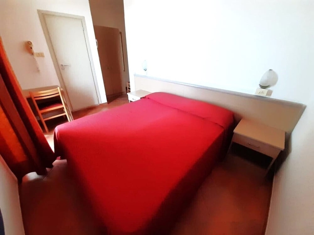 Imagen de la habitación del Hotel Salsedine, Viserba. Foto 8