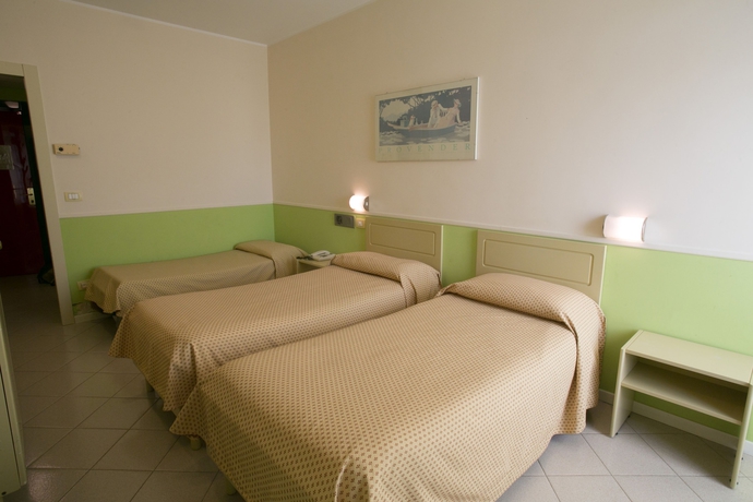 Imagen de la habitación del Hotel Salsello. Foto 7