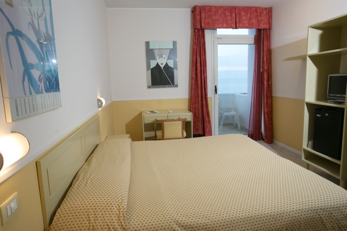 Imagen de la habitación del Hotel Salsello. Foto 8