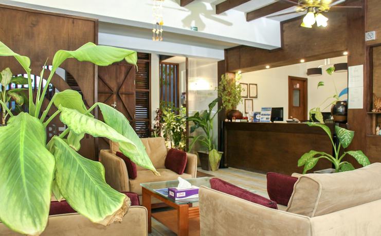 Imagen de los interiores del Hotel Salt Beach. Foto 14
