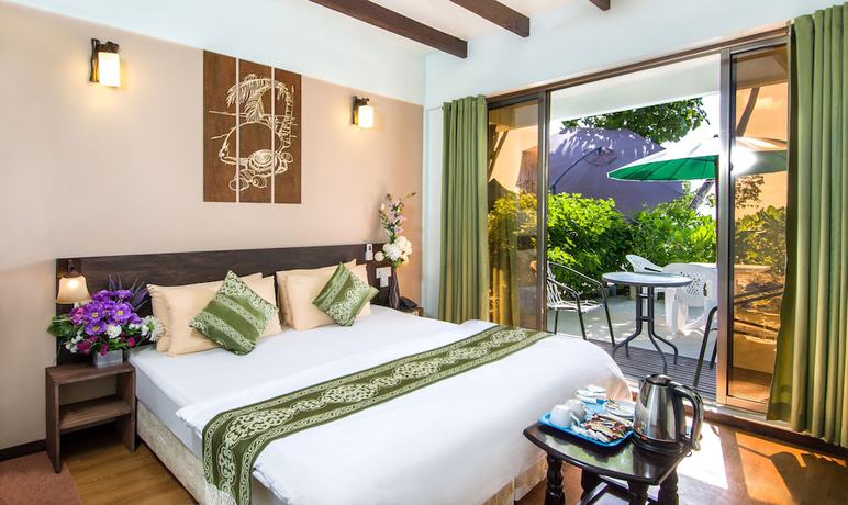 Imagen de la habitación del Hotel Salt Beach. Foto 11