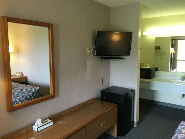 Imagen general del Hotel Salt Creek Inn. Foto 2