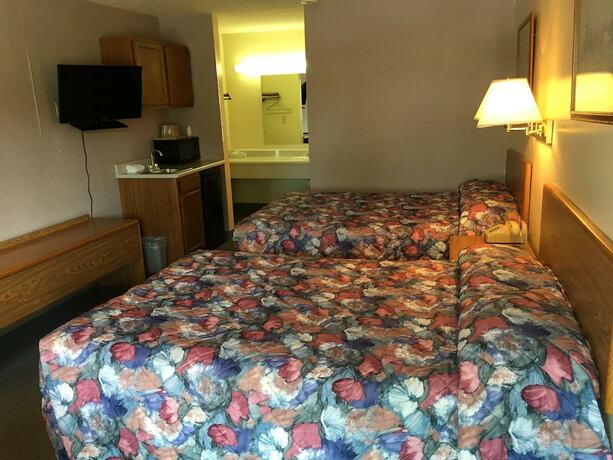 Imagen general del Hotel Salt Creek Inn. Foto 9
