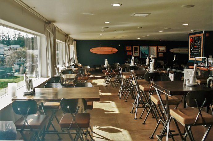 Imagen del bar/restaurante del Hotel Salt. Foto 6
