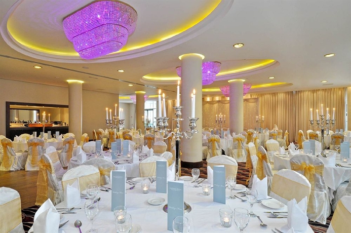 Imagen de los interiores del Hotel Salthill. Foto 10