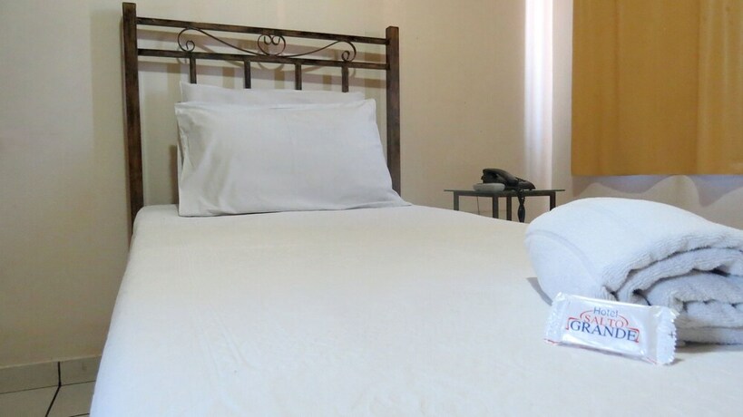 Imagen de la habitación del Hotel Salto Grande, Ipatinga. Foto 16