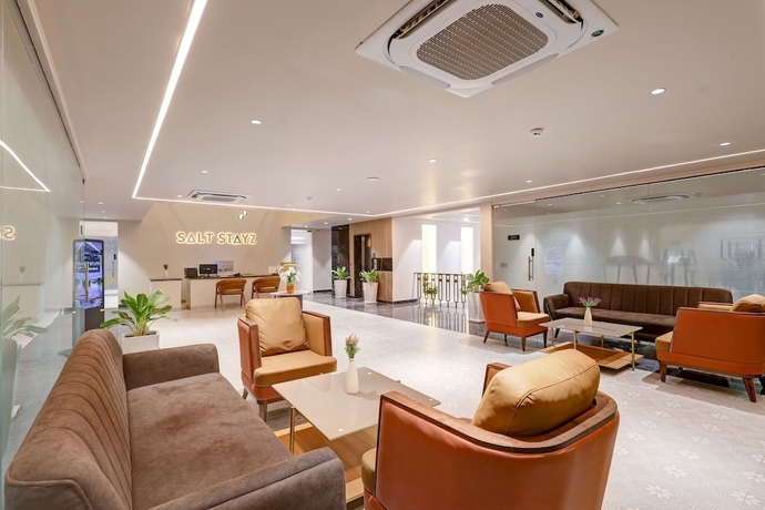 Imagen de los interiores del Hotel Saltstayz Premier &ndash; Golf Course Road and Sector 42. Foto 10