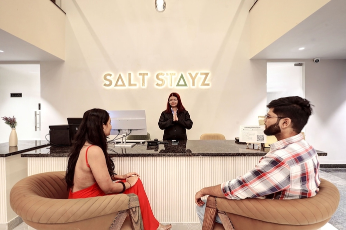 Imagen de los interiores del Hotel Saltstayz Premier &ndash; Golf Course Road and Sector 42. Foto 13