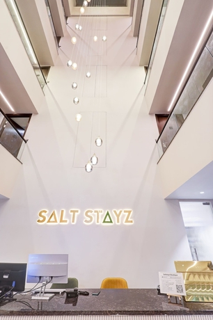 Imagen de los interiores del Hotel Saltstayz Premier &ndash; Golf Course Road and Sector 42. Foto 15