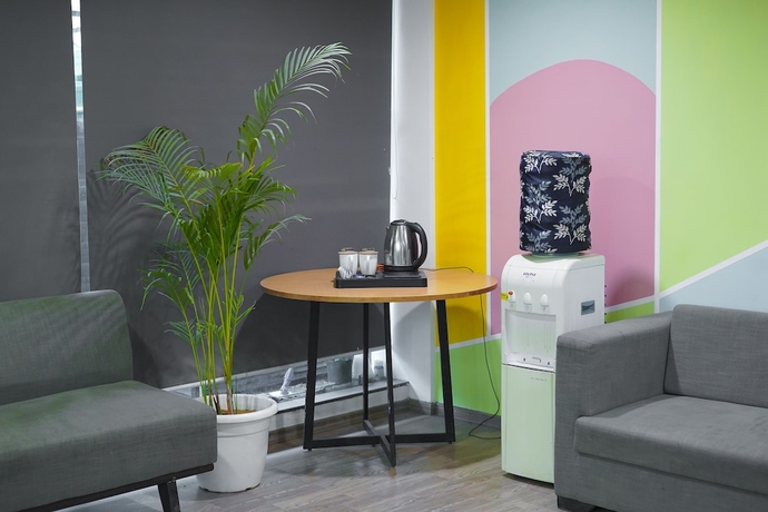 Imagen de los interiores del Hotel Saltstayz Sector 46 - Sohna Road. Foto 17