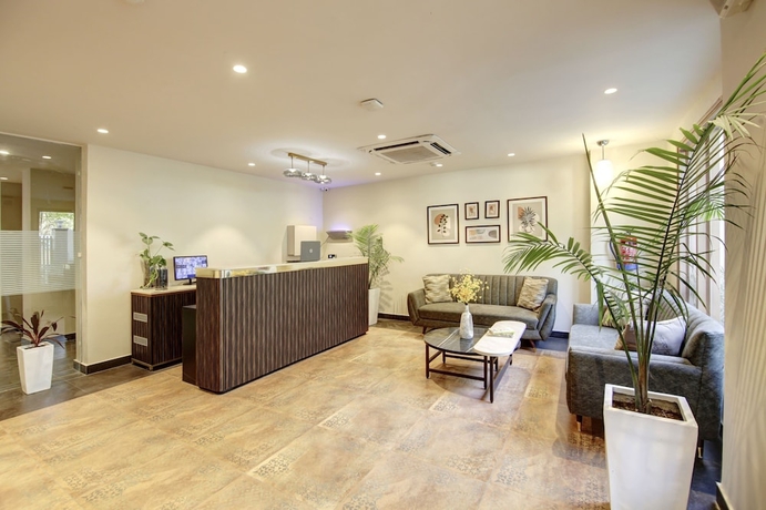 Imagen de los interiores del Hotel Saltstayz Select - Golf Course Road and Sector 27. Foto 10